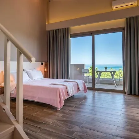 Апарт-отель Fiore Beach Studios 3*