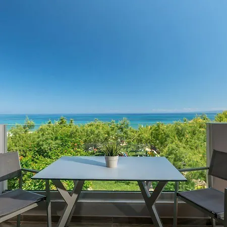 Апарт-отель Fiore Beach Studios Василикос