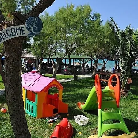 Fiore Beach Studios Василикос