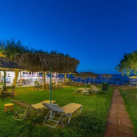 Апарт-отель Fiore Beach Studios