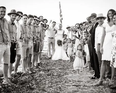 Апарт-отель Fiore Beach Studios 3*