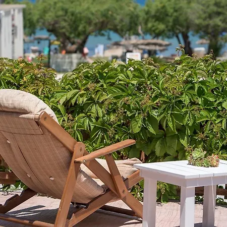 Fiore Beach Studios Василикос