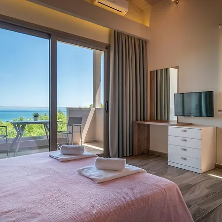 Fiore Beach Studios Василикос