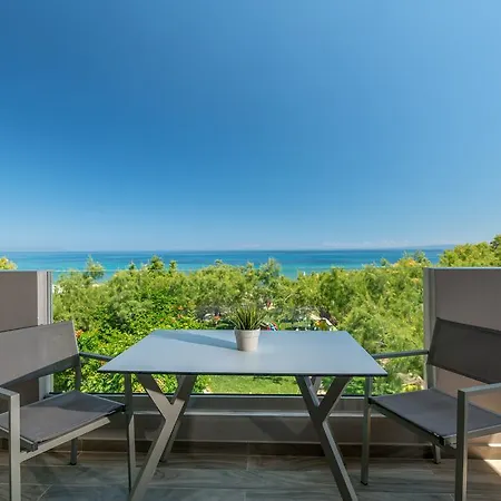 Fiore Beach Studios Василикос