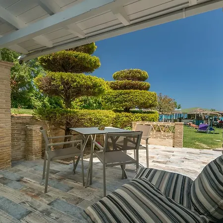 Fiore Beach Studios 3*