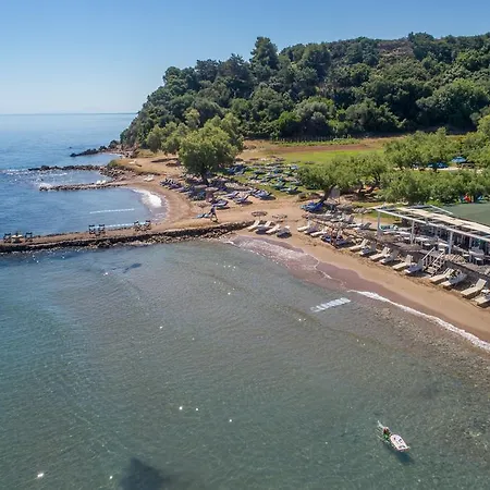 Fiore Beach Studios 3*